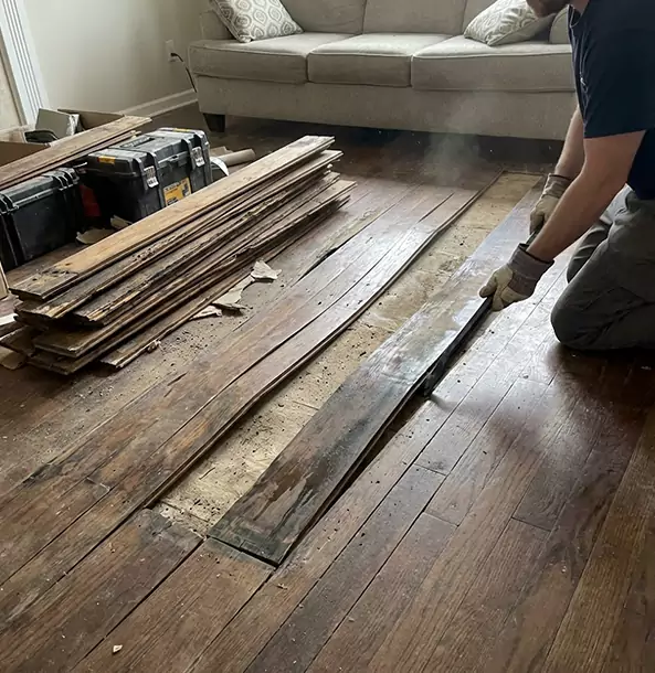 Why Raymore Homeowners Choose Raymore Restoration Pro for Water Damage Floor Repair?