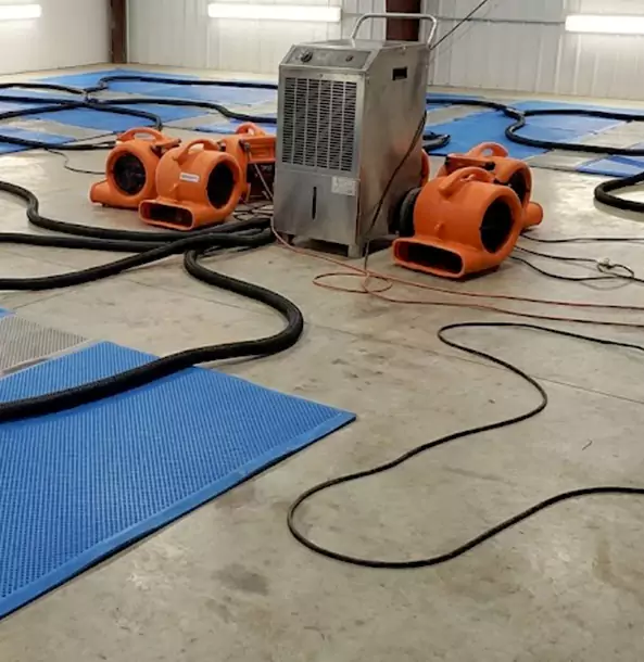 Why Raymore Homeowners and Businesses Choose Raymore Restoration Pro for Wet Carpet Removal?
